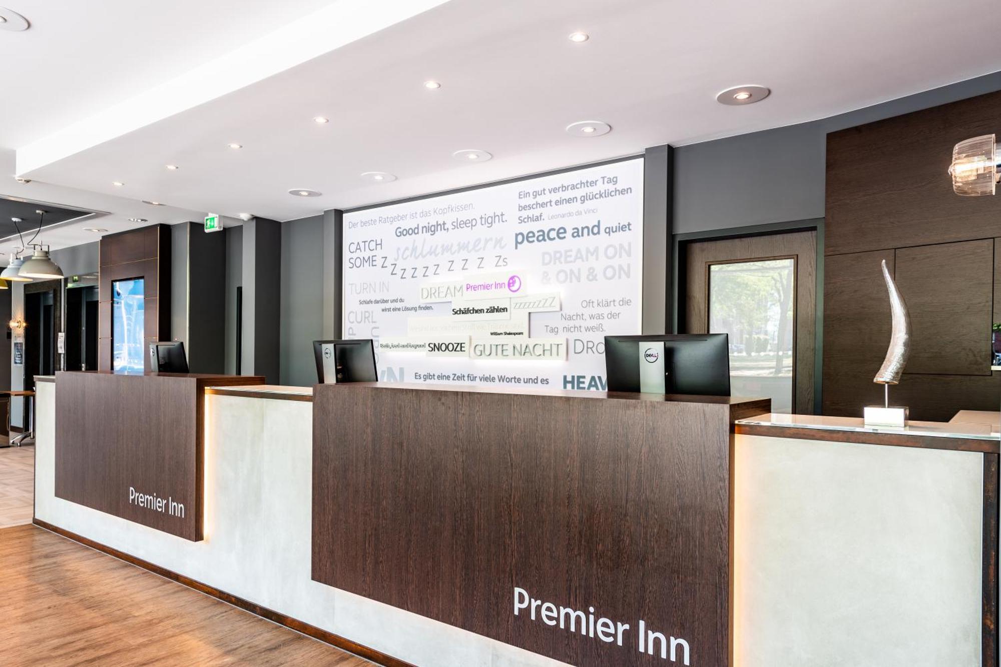 Premier Inn Essen City Limbecker Platz Экстерьер фото